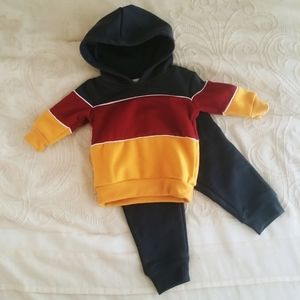Free Planet Track suit set - 12m